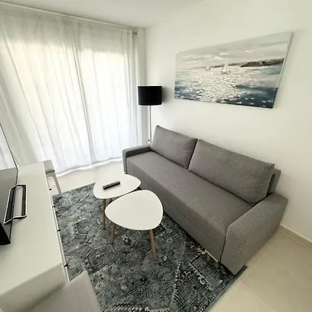 Apartamento Casa Flora - Beachfront - Pool - Garage *