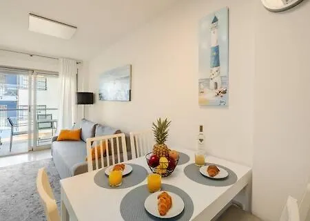 Apartament Casa Flora - Beachfront - Pool - Garage Torrevieja
